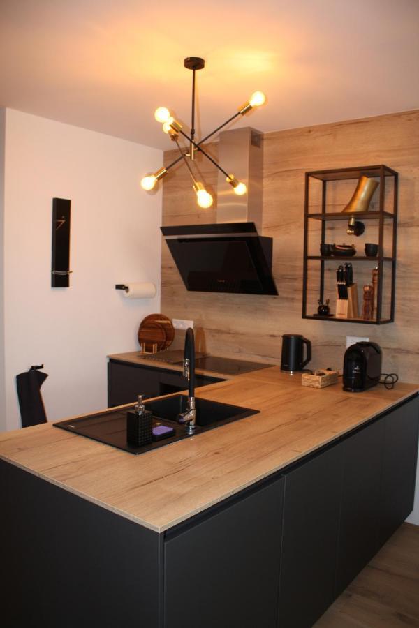 Top 20 Alpe Maritima - Ferienapartment Alps & Lake Annenheim Exteriör bild